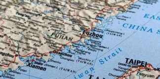 Map showing Taiwan and parts of China, including cities and geographical features