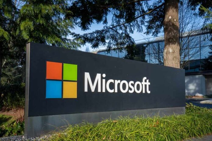 Redmond,,Wa,,Usa,-,Jan,14,,2024:,Microsoft,Sign,Is Microsoft corporate sign displayed outdoors