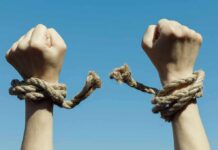 Swift Release, No Swap – What’s The Catch? Hands breaking free from rope bindings against a clear blue sky